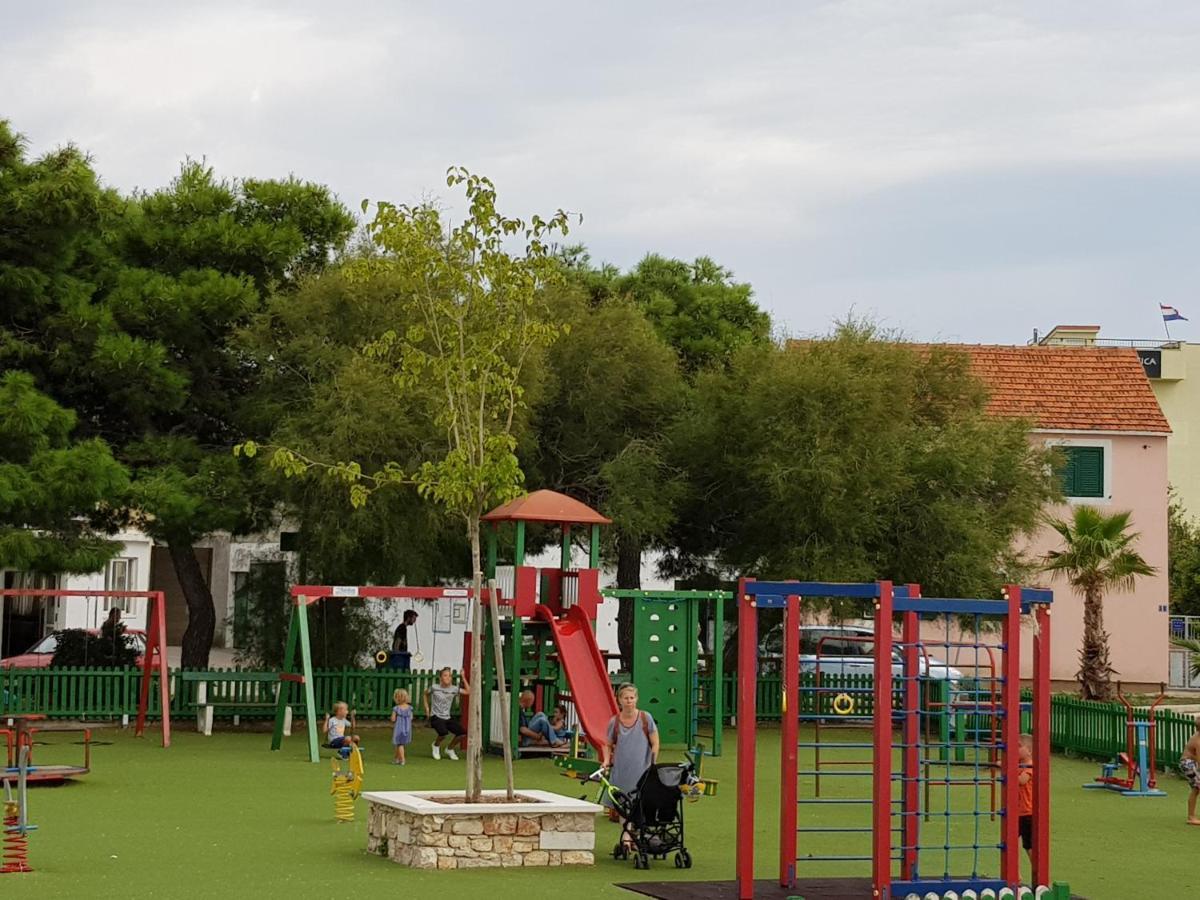 Apartman Rasip, Murter Exterior foto
